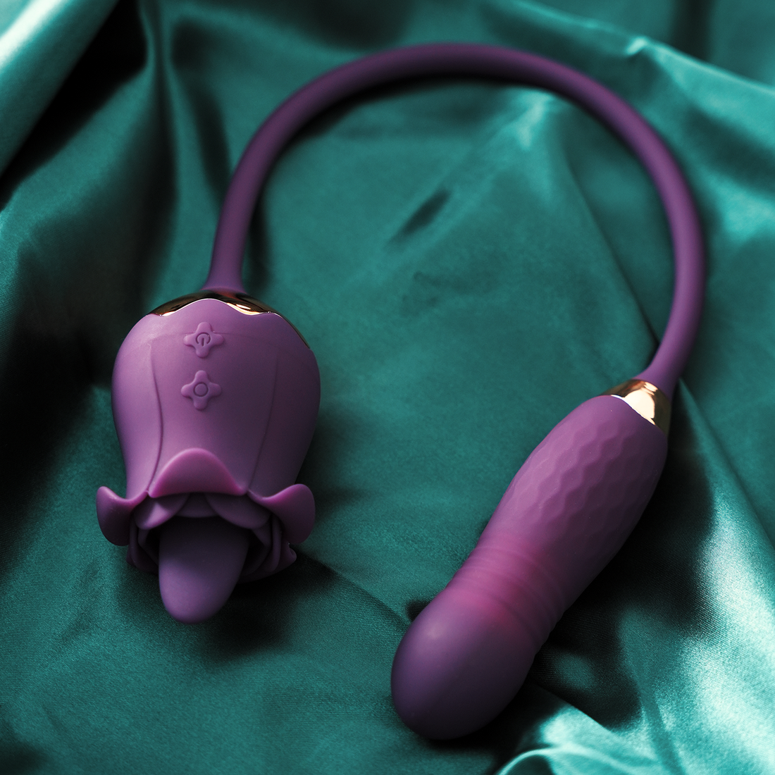 Lovepup Rose Clit Licking Stimulator &amp; Thrusting Egg
